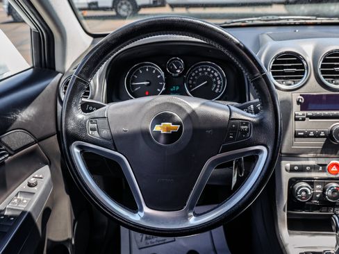 Used 2013 Chevrolet Captiva Sport LTZ FWD image 14