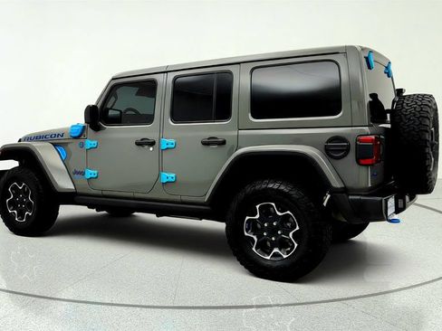 Used 2022 Jeep Wrangler Unlimited Rubicon 4xe w/ Cold Weather Group AWD/4WD image 7