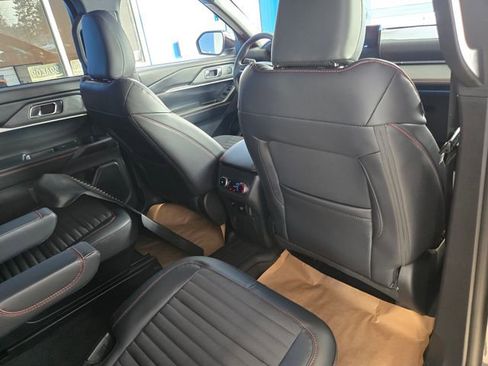 New 2026 Ford Explorer ST-Line w/ ST-Line Street Pack image 27