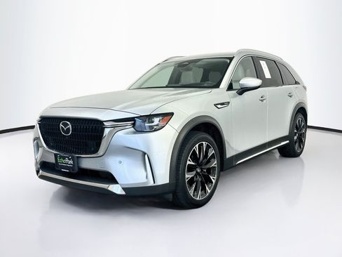 Used 2024 MAZDA CX-90 Plug-In Hybrid w/ Premium Plus AWD/4WD image 3