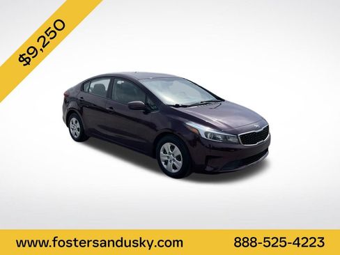 Used 2017 Kia Forte LX FWD image 7