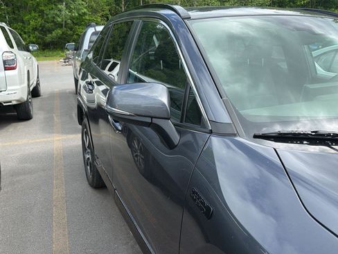 Used 2023 Toyota RAV4 SE w/ Weather & Moonroof Package AWD/4WD image 5