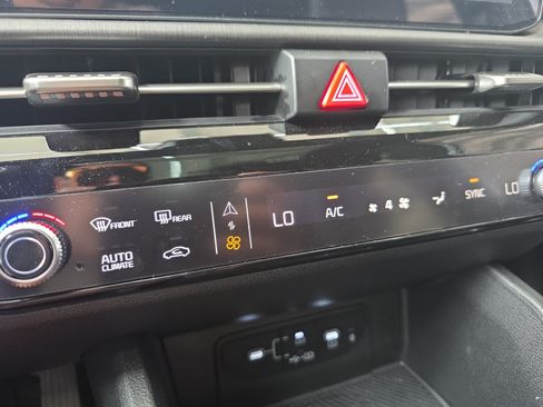 Certified 2026 Kia Sportage X-Line w/ X-Line Technology Package AWD/4WD image 16