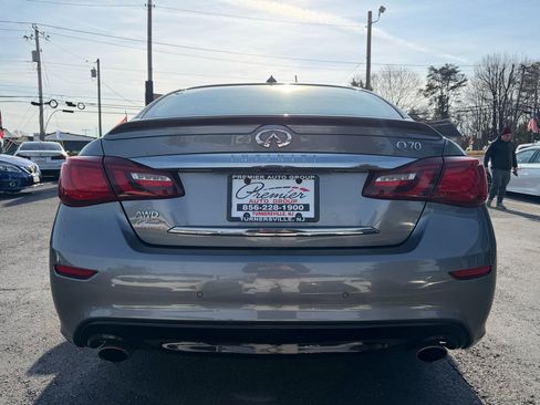 Used 2016 INFINITI Q70 3.7 image 6