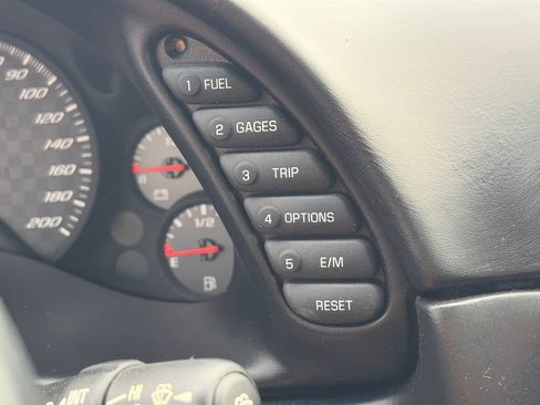 Used 2002 Chevrolet Corvette Z06 RWD image 17