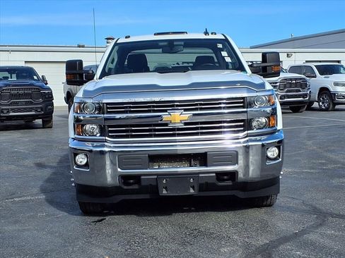 Used 2016 Chevrolet Silverado 3500 LT w/ LT Convenience Package image 30