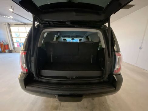 Used 2017 GMC Yukon SLE w/ SLE Value Package image 24
