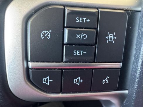 Used 2024 Ford Expedition Max XLT AWD/4WD image 13