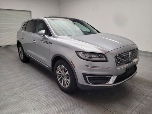 Used 2020 Lincoln Nautilus Reserve FWD image 13