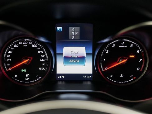 Used 2018 Mercedes-Benz GLC 300 4MATIC Coupe image 30