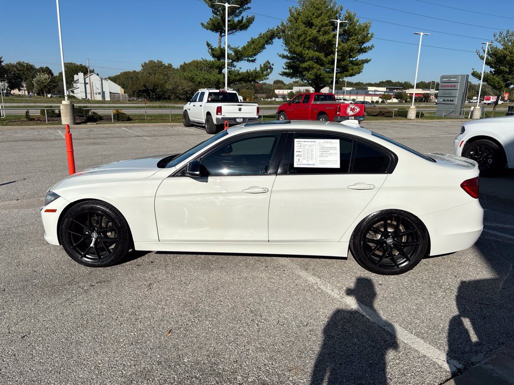 Used 2015 BMW 328i xDrive Sedan AWD/4WD image 5