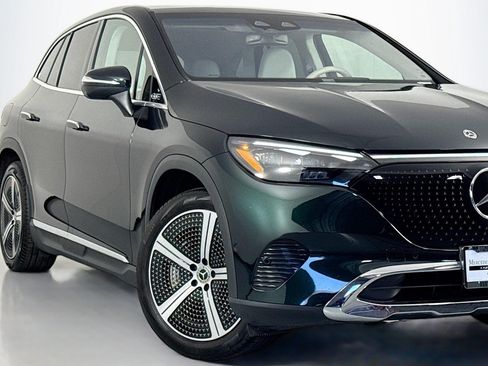 Certified 2023 Mercedes-Benz EQE 350+ 4MATIC SUV w/ Pinnacle Trim Package image 13