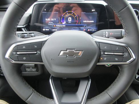 New 2026 Chevrolet Suburban Z71 w/ Comfort Package image 27