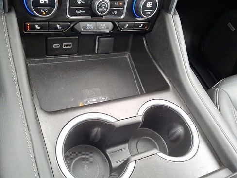 Used 2023 Chevrolet Tahoe Z71 w/ Z71 Off-Road Package image 26