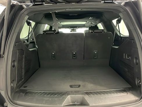 Certified 2023 GMC Yukon XL SLT w/ SLT Premium Package image 32