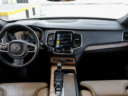 Used 2018 Volvo XC90 T6 Inscription w/ Convenience Package AWD/4WD image 17