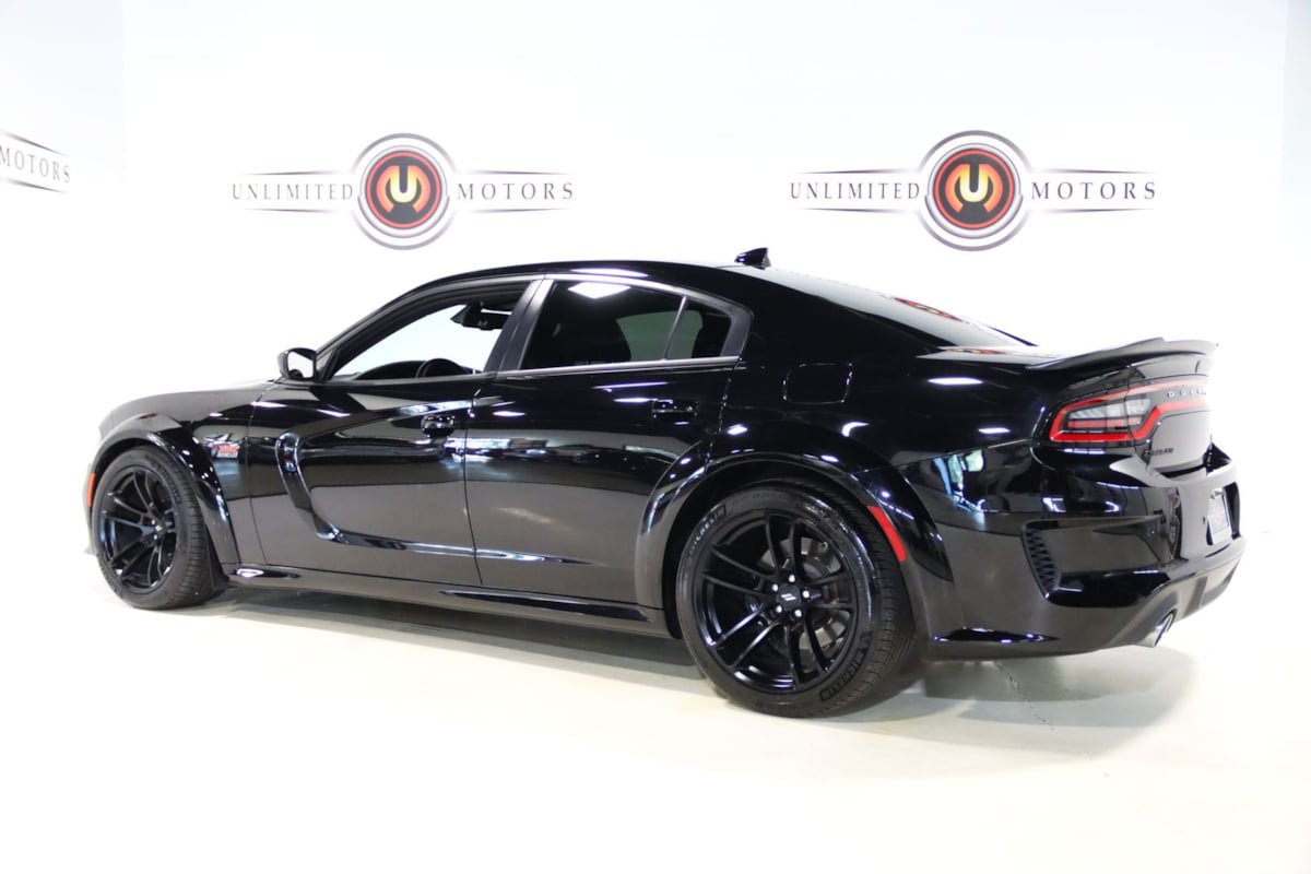 Used 2023 Dodge Charger Scat Pack RWD image 3