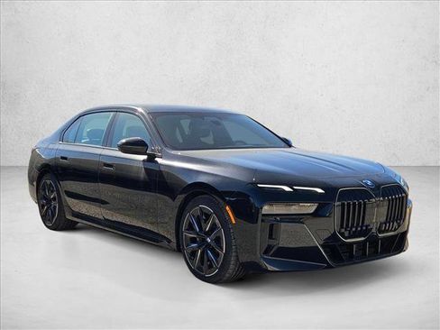 New 2025 BMW 760i xDrive image 7