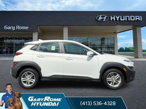 Used 2022 Hyundai Kona SE w/ Cargo Package AWD/4WD image 9