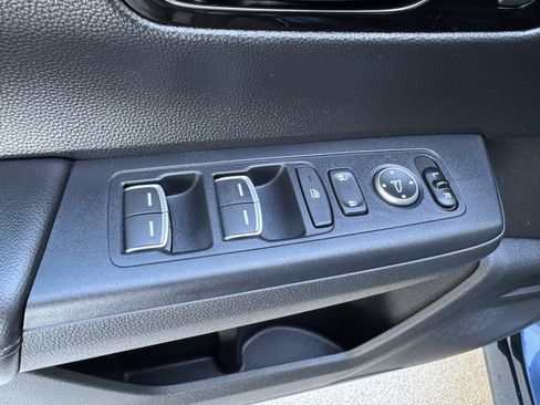 Used 2024 Honda CR-V EX-L image 11