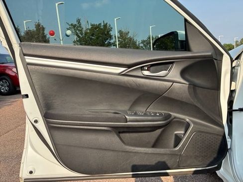 Used 2019 Honda Civic LX image 7