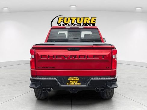 Used 2021 Chevrolet Silverado 1500 LT Trail Boss w/ Convenience Package II AWD/4WD image 5