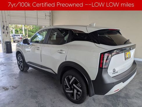 Used 2025 Nissan Kicks SV FWD image 6