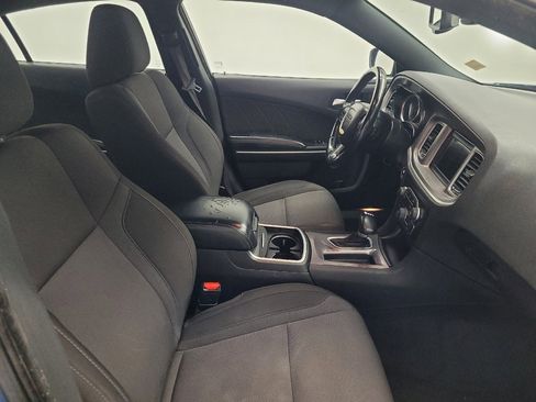 Used 2022 Dodge Charger SXT image 21