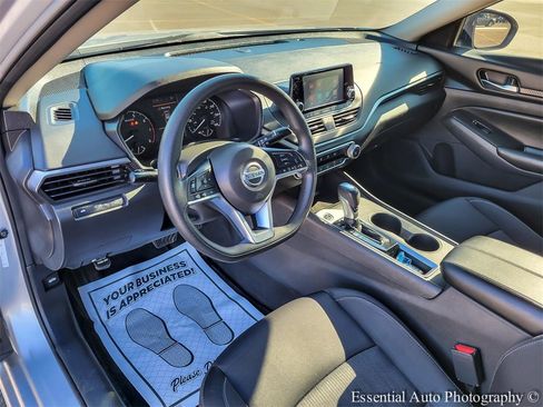 Used 2022 Nissan Altima 2.5 S image 9