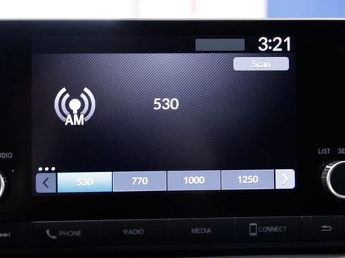 Certified 2024 Honda HR-V Sport image 32