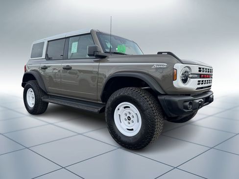 New 2026 Ford Bronco Heritage Edition AWD/4WD image 2