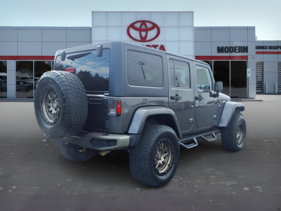 Used 2016 Jeep Wrangler Unlimited Sahara AWD/4WD image 5
