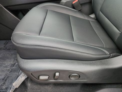 New 2026 Chevrolet Traverse LT w/ Driver Confidence Package image 25