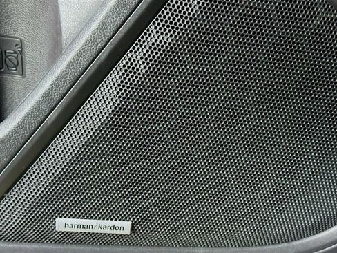 Certified 2025 Subaru Outback Limited image 13