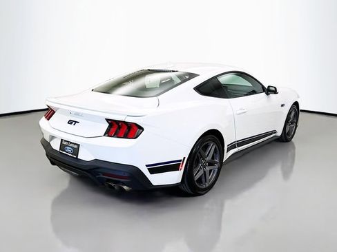 Used 2025 Ford Mustang GT Premium image 7