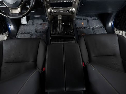 Used 2021 Lexus GX 460 Premium w/ Premium Package image 42