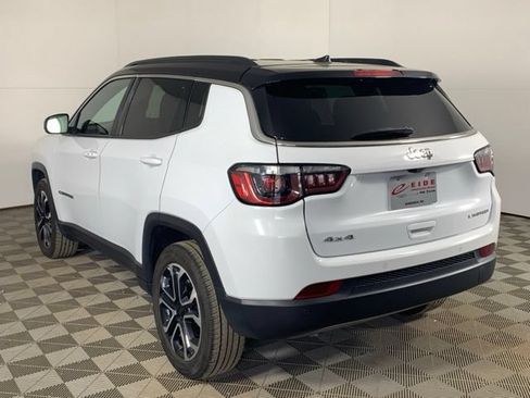 Used 2024 Jeep Compass Limited AWD/4WD image 10