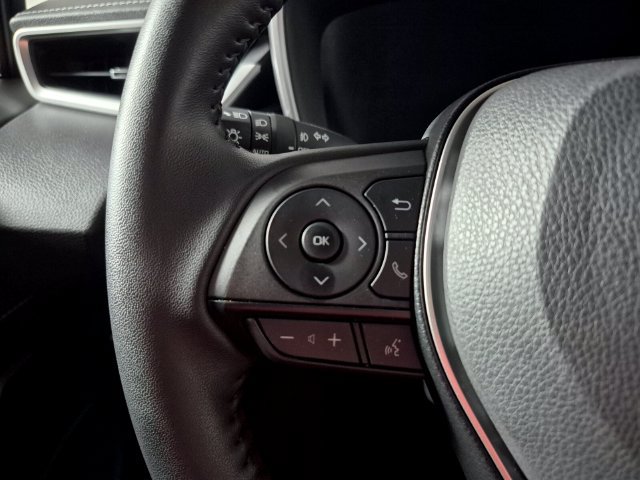 Certified 2025 Toyota Corolla XSE FWD image 19
