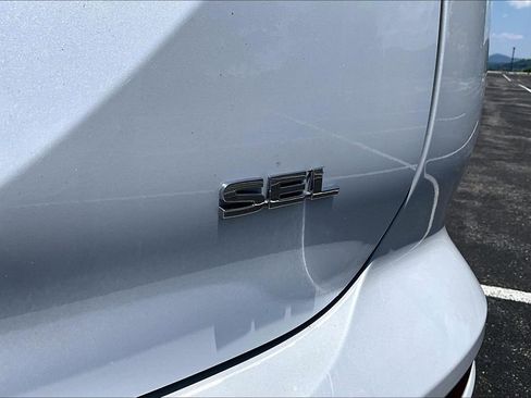 Used 2025 Mitsubishi Outlander SEL AWD/4WD image 24