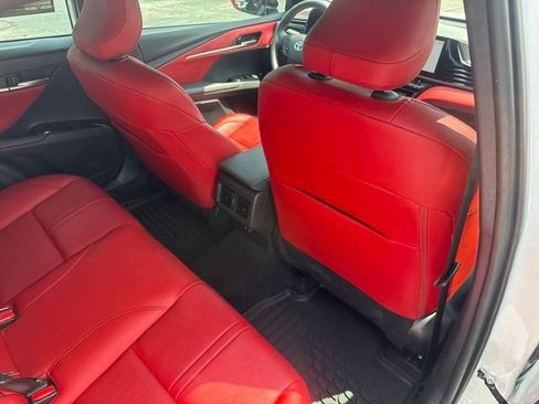 Used 2025 Toyota Camry XSE FWD image 17
