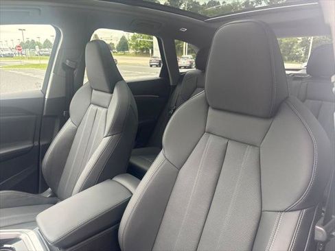 Used 2025 Audi Q5 Prestige AWD/4WD image 13