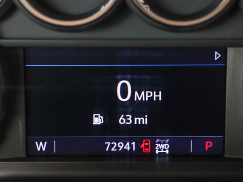 Used 2021 Chevrolet Silverado 1500 LT Trail Boss w/ Convenience Package II image 17