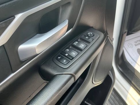 Used 2023 RAM 1500 Big Horn AWD/4WD image 14