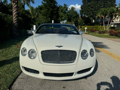 Used 2008 Bentley Continental GTC image 9