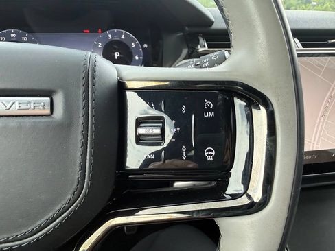 Certified 2024 Land Rover Range Rover Velar Dynamic SE AWD/4WD image 30
