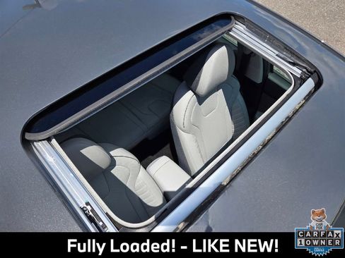 Used 2025 Hyundai Elantra Limited FWD image 12