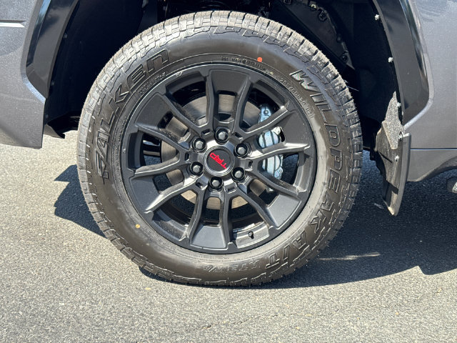 New 2026 Toyota Tundra Platinum w/ TRD Off-Road Package AWD/4WD image 9