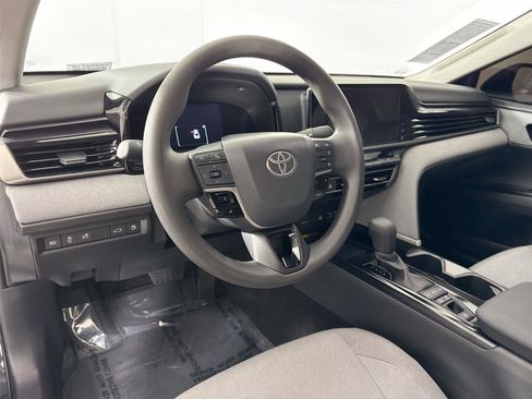 Certified 2025 Toyota Camry LE image 4
