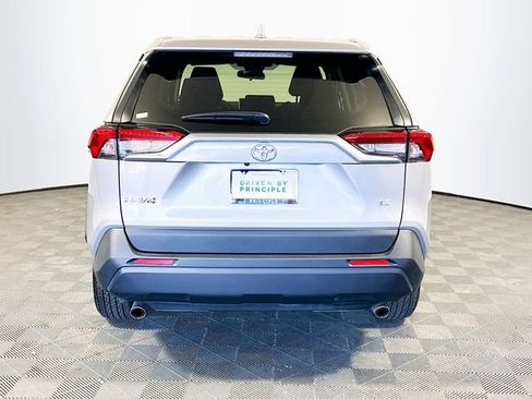 Certified 2025 Toyota RAV4 LE FWD image 7