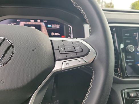 Certified 2023 Volkswagen Atlas Cross Sport SEL image 21